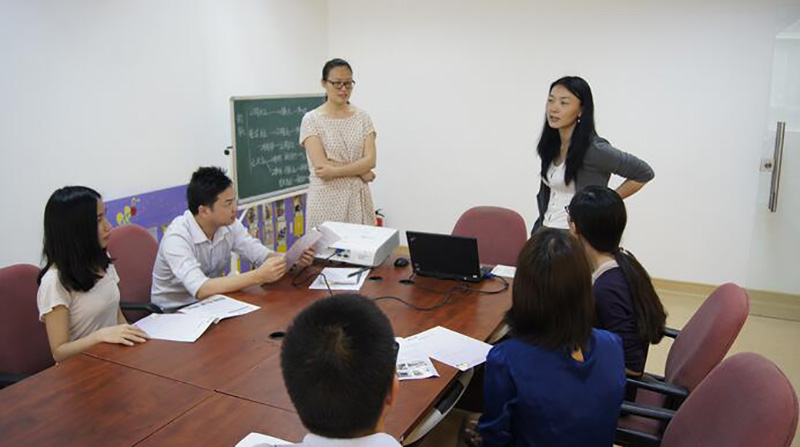 汇鑫27公益第二期关爱特殊儿童之行